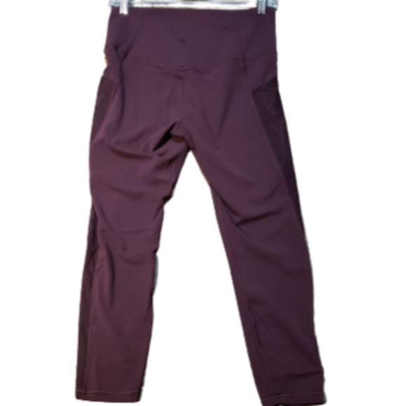 Athleta Salutation Stash Pocket II Lace Tight Legging - Picture 7 of 9